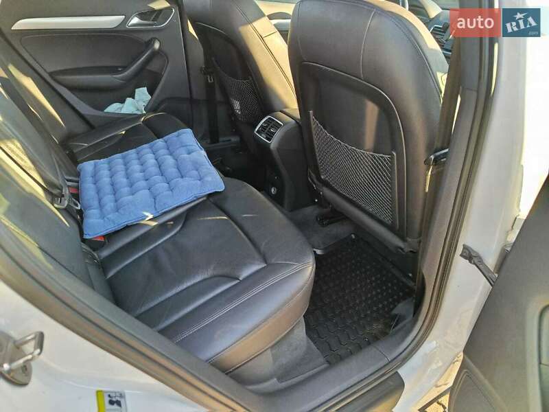 Позашляховик / Кросовер Audi Q3 2015 в Хотині фото 5 Позашляховик / Кросовер Audi Q3 2015 в Хотині