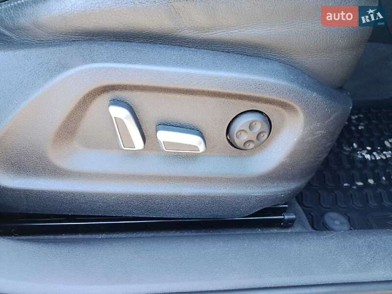 Позашляховик / Кросовер Audi Q3 2015 в Хотині фото 15 Позашляховик / Кросовер Audi Q3 2015 в Хотині