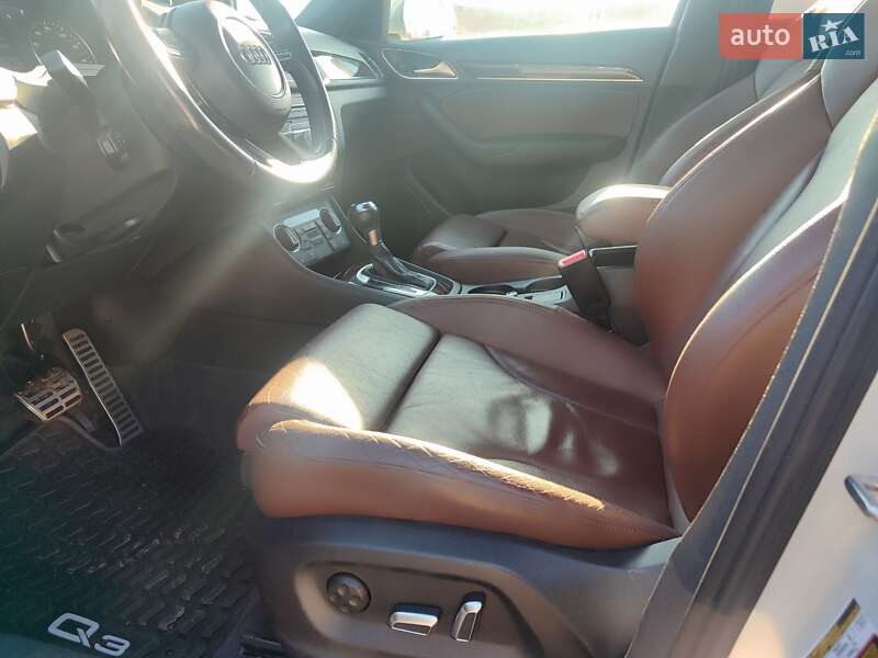 Внедорожник / Кроссовер Audi Q3 2018 в Луцке