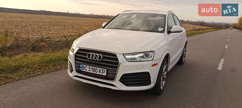 Внедорожник / Кроссовер Audi Q3 2017 в Львове