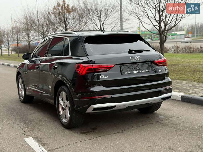 Позашляховик / Кросовер Audi Q3 2020 в Києві