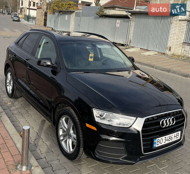Позашляховик / Кросовер Audi Q3 2017 в Тернополі