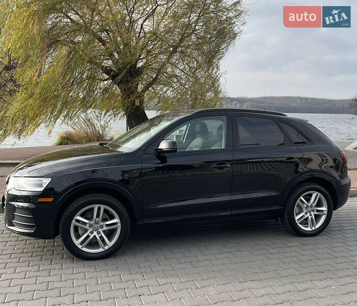 Позашляховик / Кросовер Audi Q3 2017 в Тернополі