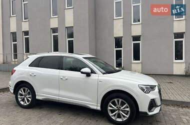 Позашляховик / Кросовер Audi Q3 2023 в Сумах