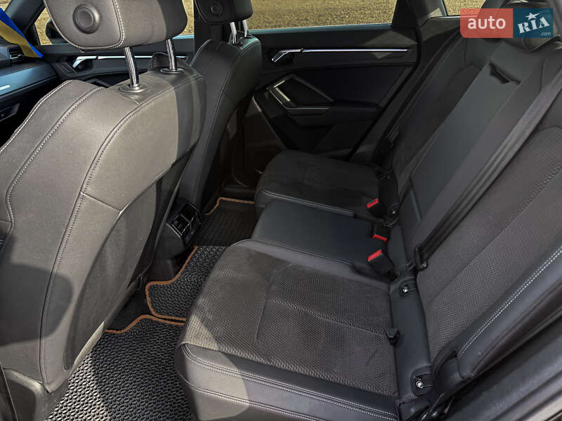 Внедорожник / Кроссовер Audi Q3 2020 в Киеве фото 13 Внедорожник / Кроссовер Audi Q3 2020 в Киеве