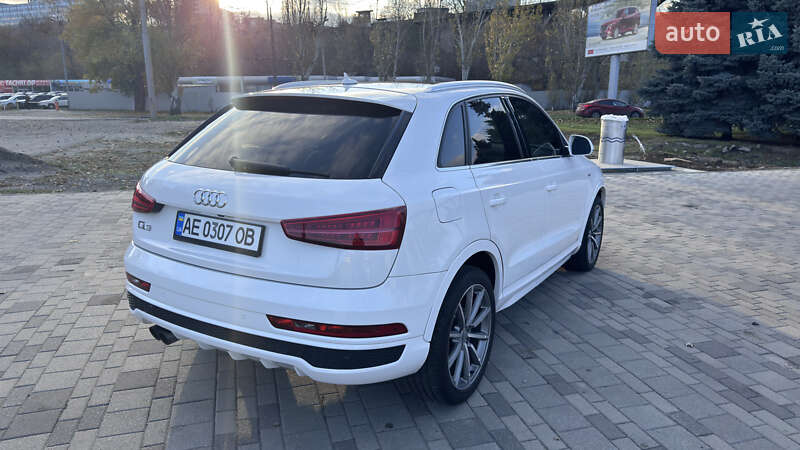 Позашляховик / Кросовер Audi Q3 2018 в Дніпрі