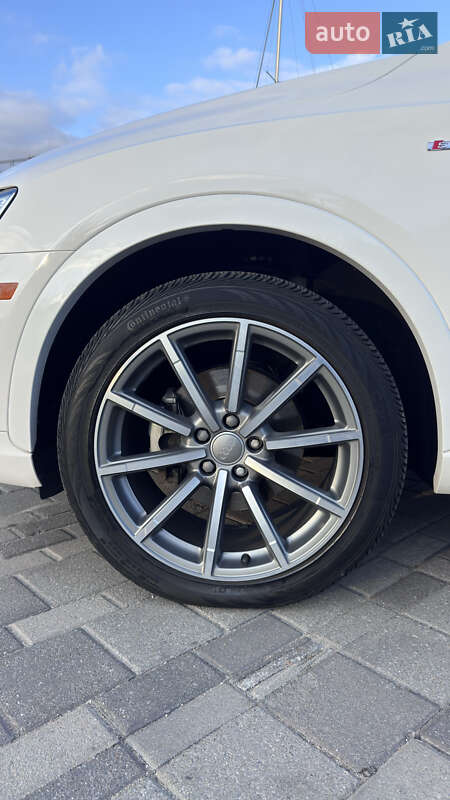 Позашляховик / Кросовер Audi Q3 2018 в Дніпрі