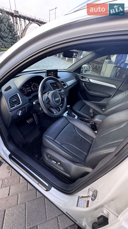 Позашляховик / Кросовер Audi Q3 2018 в Дніпрі