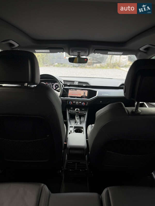 Позашляховик / Кросовер Audi Q3 2020 в Шепетівці фото 20 Позашляховик / Кросовер Audi Q3 2020 в Шепетівці