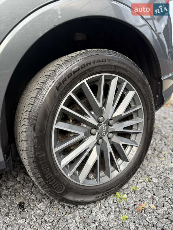 Позашляховик / Кросовер Audi Q3 2020 в Шепетівці фото 11 Позашляховик / Кросовер Audi Q3 2020 в Шепетівці