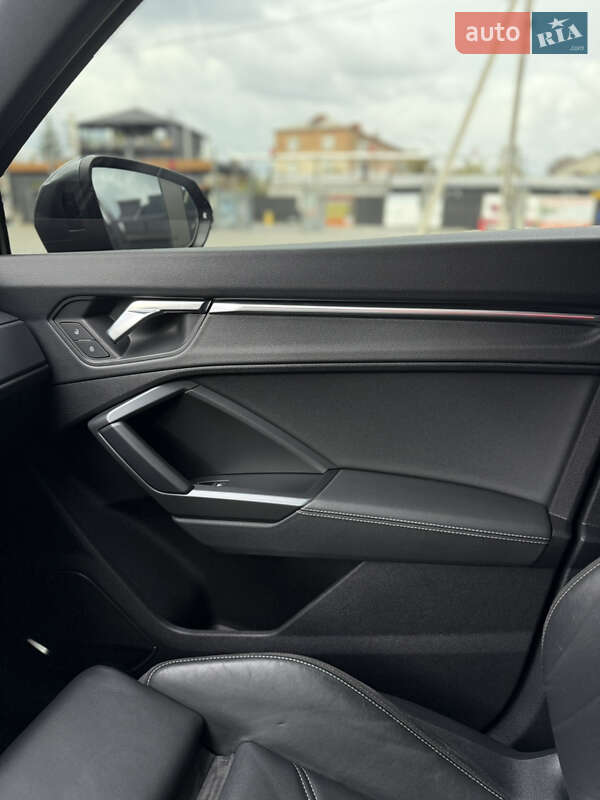 Позашляховик / Кросовер Audi Q3 2020 в Шепетівці фото 33 Позашляховик / Кросовер Audi Q3 2020 в Шепетівці