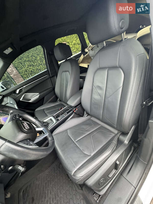 Позашляховик / Кросовер Audi Q3 2020 в Полтаві