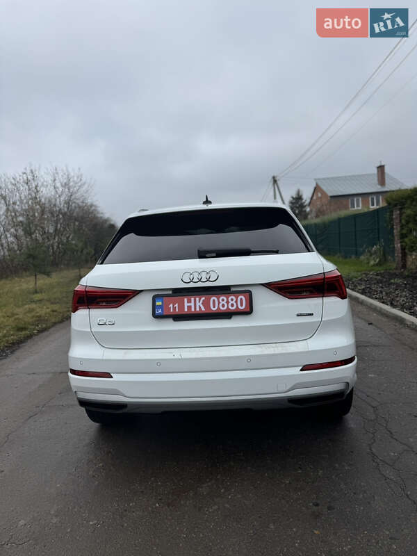 Позашляховик / Кросовер Audi Q3 2020 в Полтаві