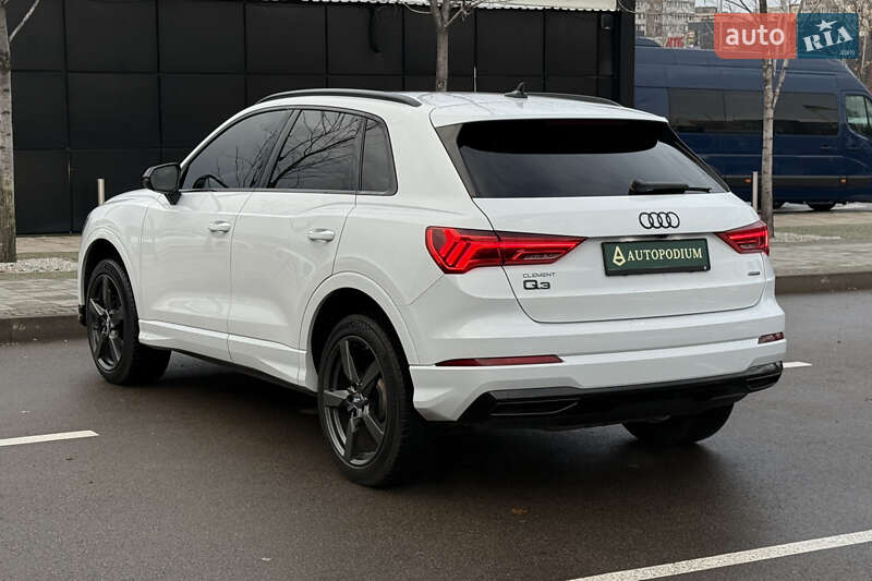 Позашляховик / Кросовер Audi Q3 2021 в Києві фото 6 Позашляховик / Кросовер Audi Q3 2021 в Києві
