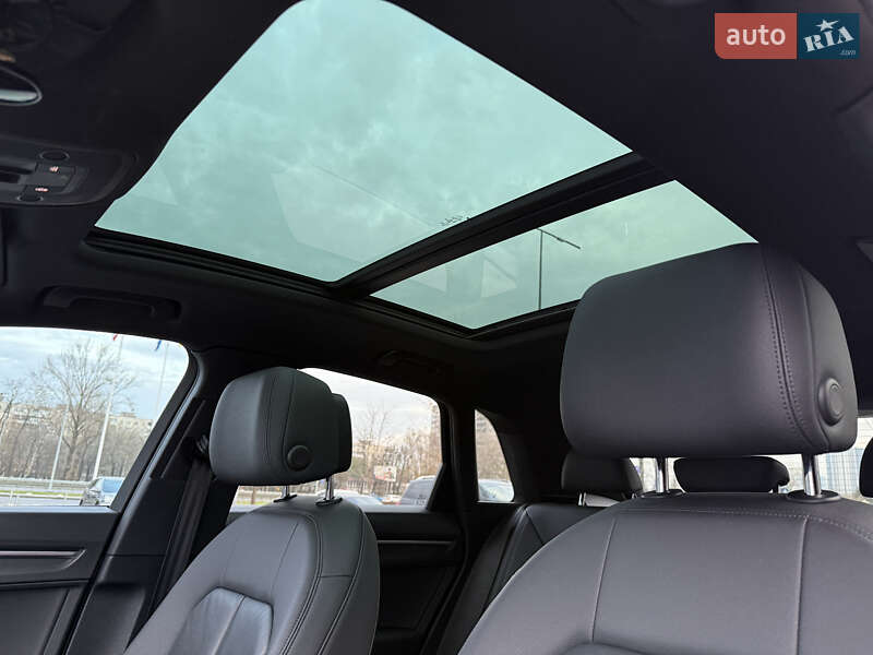 Позашляховик / Кросовер Audi Q3 2021 в Києві фото 17 Позашляховик / Кросовер Audi Q3 2021 в Києві