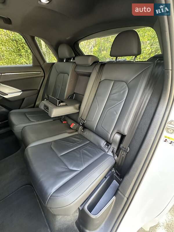 Внедорожник / Кроссовер Audi Q3 2019 в Белогородке фото 17 Внедорожник / Кроссовер Audi Q3 2019 в Белогородке