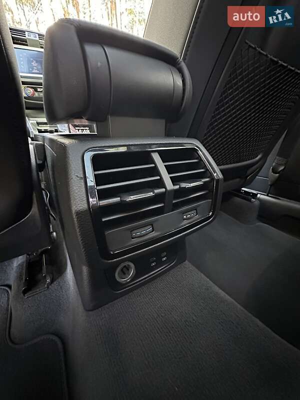 Внедорожник / Кроссовер Audi Q3 2019 в Белогородке фото 36 Внедорожник / Кроссовер Audi Q3 2019 в Белогородке