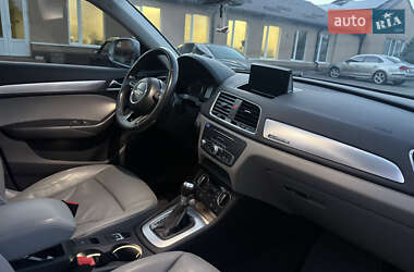 Позашляховик / Кросовер Audi Q3 2015 в Дніпрі
