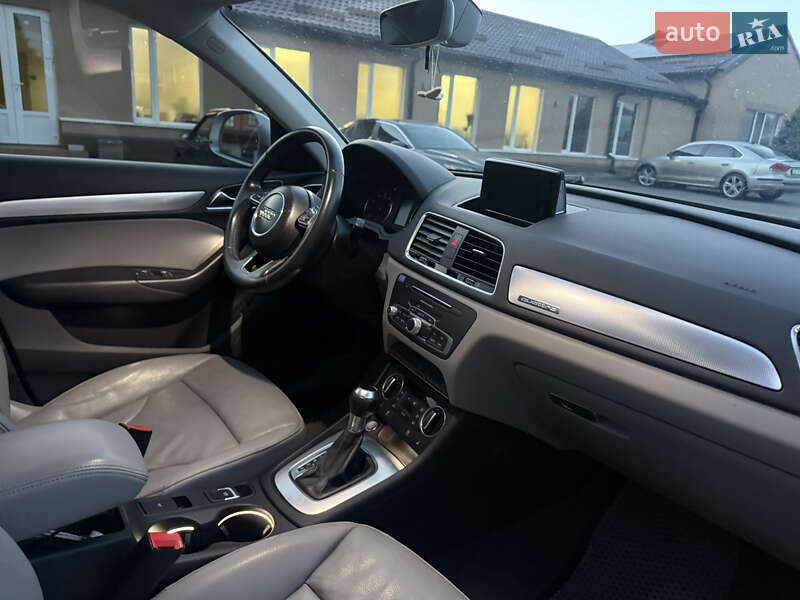 Внедорожник / Кроссовер Audi Q3 2015 в Днепре фото 24 Внедорожник / Кроссовер Audi Q3 2015 в Днепре