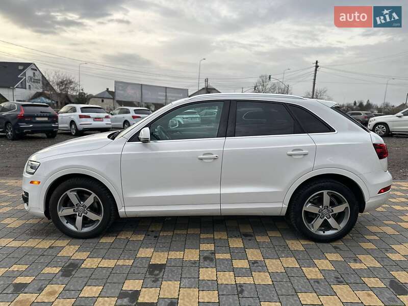Внедорожник / Кроссовер Audi Q3 2015 в Львове