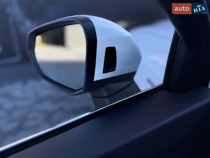 Позашляховик / Кросовер Audi Q3 2024 в Львові фото 34 Позашляховик / Кросовер Audi Q3 2024 в Львові