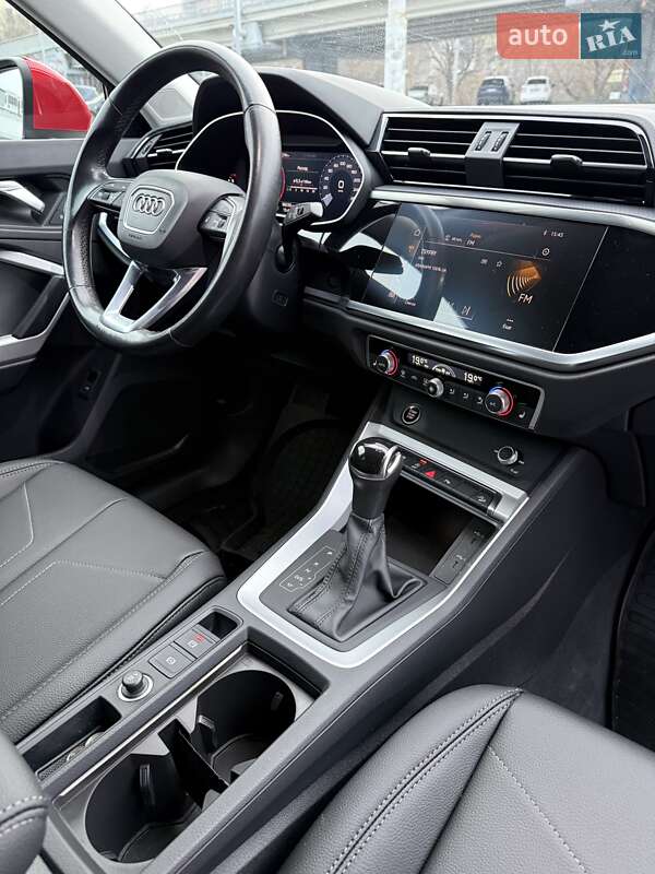 Внедорожник / Кроссовер Audi Q3 2021 в Киеве фото 33 Внедорожник / Кроссовер Audi Q3 2021 в Киеве