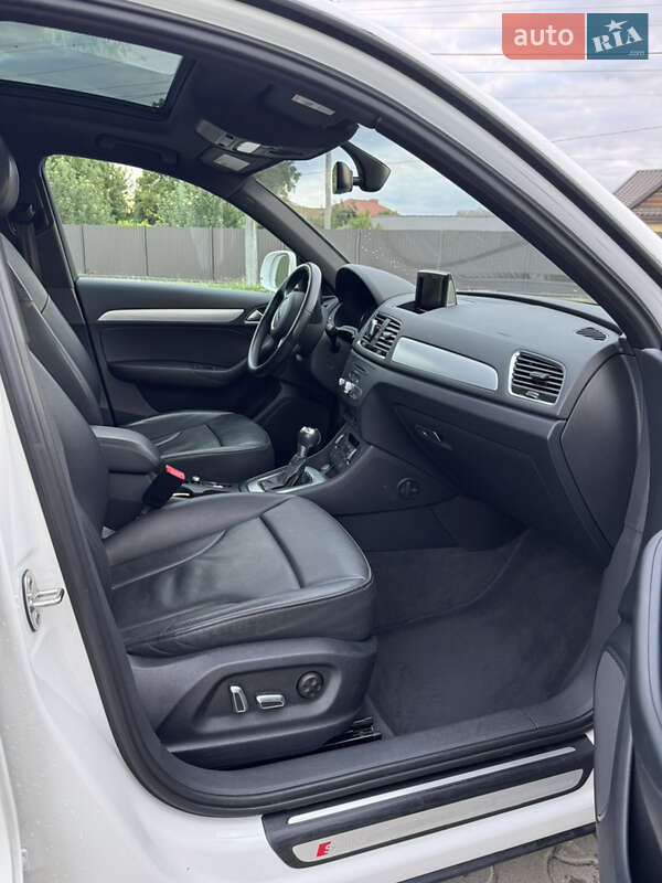 Внедорожник / Кроссовер Audi Q3 2018 в Владимире