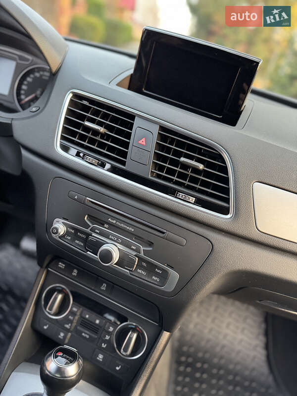 Позашляховик / Кросовер Audi Q3 2016 в Чернівцях фото 22 Позашляховик / Кросовер Audi Q3 2016 в Чернівцях