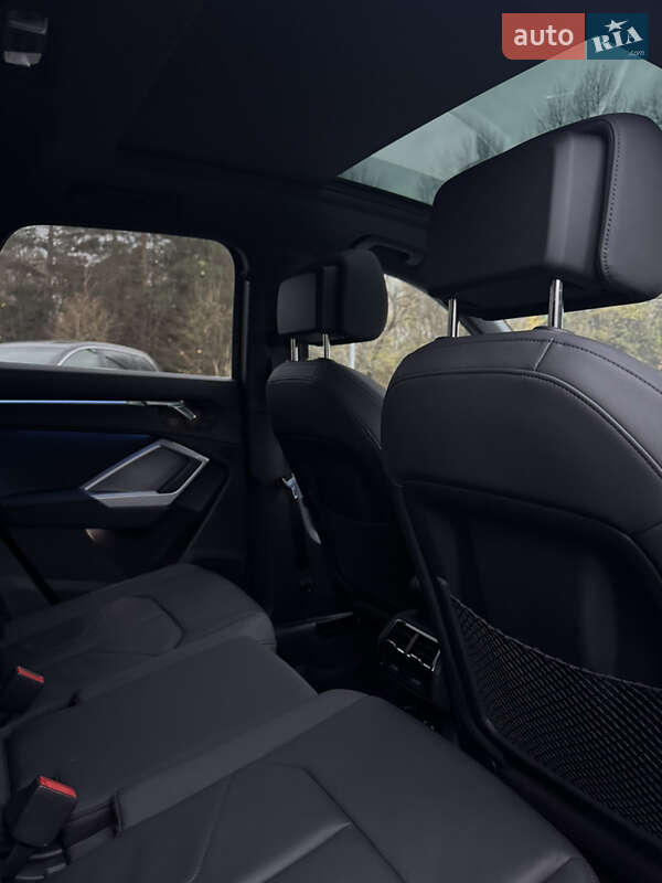 Позашляховик / Кросовер Audi Q3 2020 в Львові