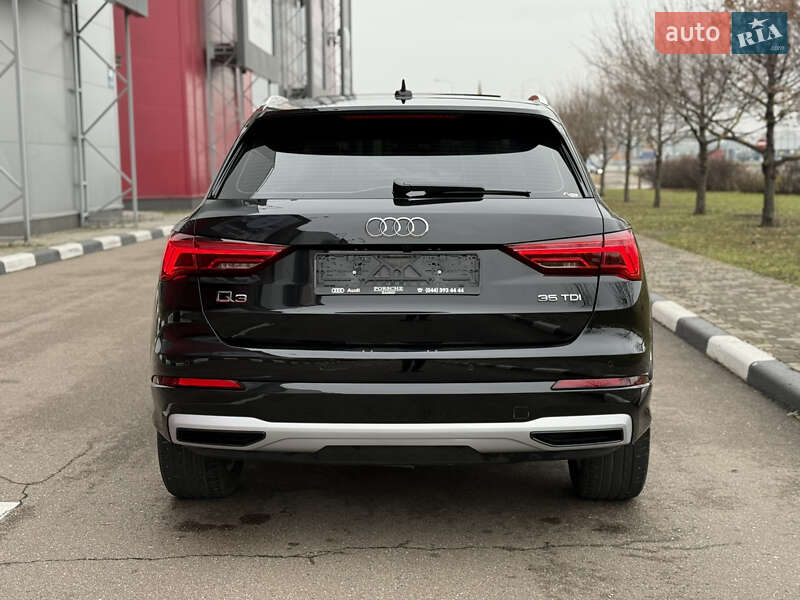 Внедорожник / Кроссовер Audi Q3 2020 в Киеве
