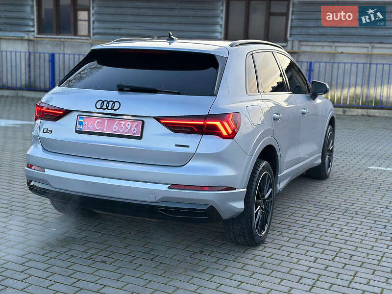 Внедорожник / Кроссовер Audi Q3 2020 в Тернополе