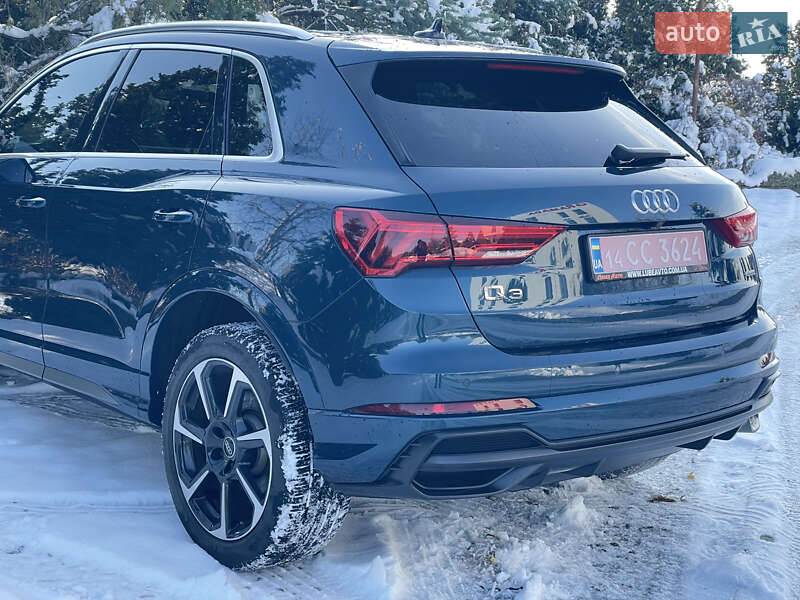 Позашляховик / Кросовер Audi Q3 2021 в Львові