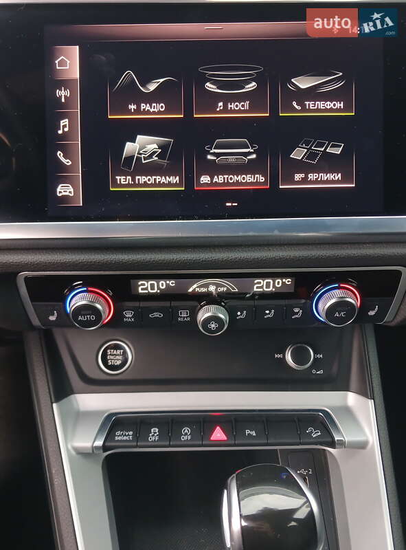 Внедорожник / Кроссовер Audi Q3 2021 в Киеве