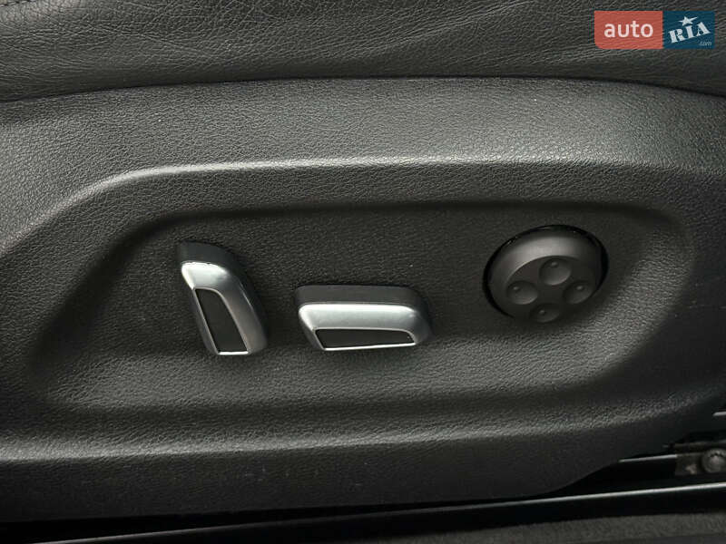 Внедорожник / Кроссовер Audi Q3 2016 в Дрогобыче