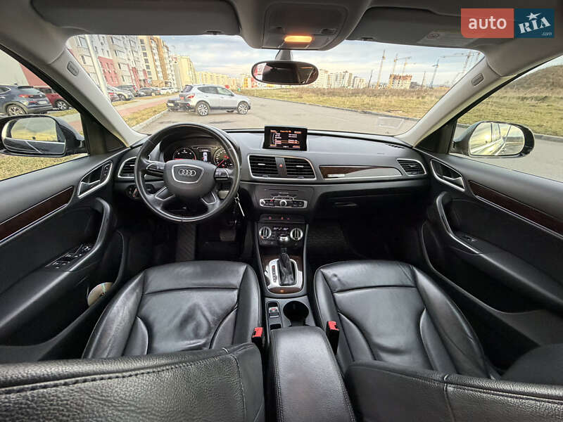 Позашляховик / Кросовер Audi Q3 2012 в Вінниці