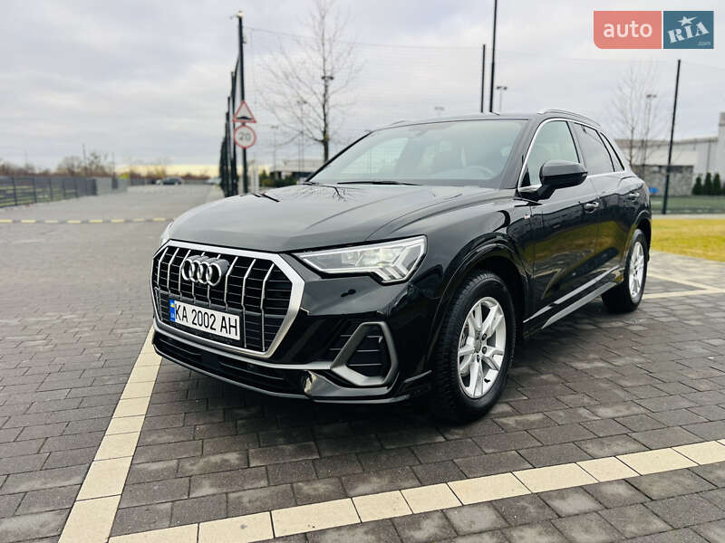 Позашляховик / Кросовер Audi Q3 2020 в Мукачевому