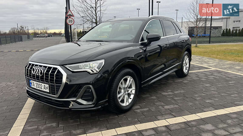 Позашляховик / Кросовер Audi Q3 2020 в Мукачевому