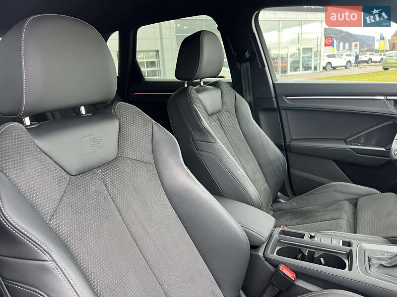 Позашляховик / Кросовер Audi Q3 2020 в Мукачевому