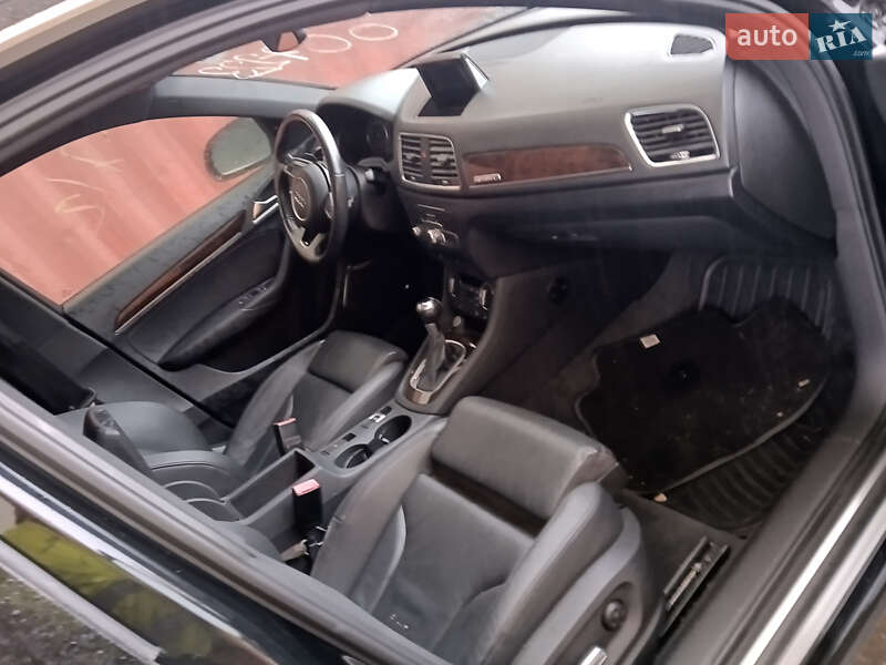 Позашляховик / Кросовер Audi Q3 2015 в Львові