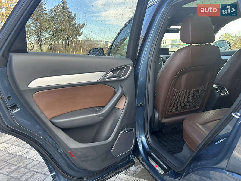 Внедорожник / Кроссовер Audi Q3 2018 в Ужгороде