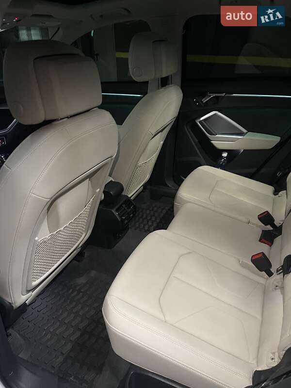 Внедорожник / Кроссовер Audi Q3 2022 в Одессе