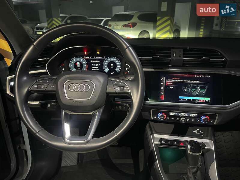 Внедорожник / Кроссовер Audi Q3 2022 в Одессе