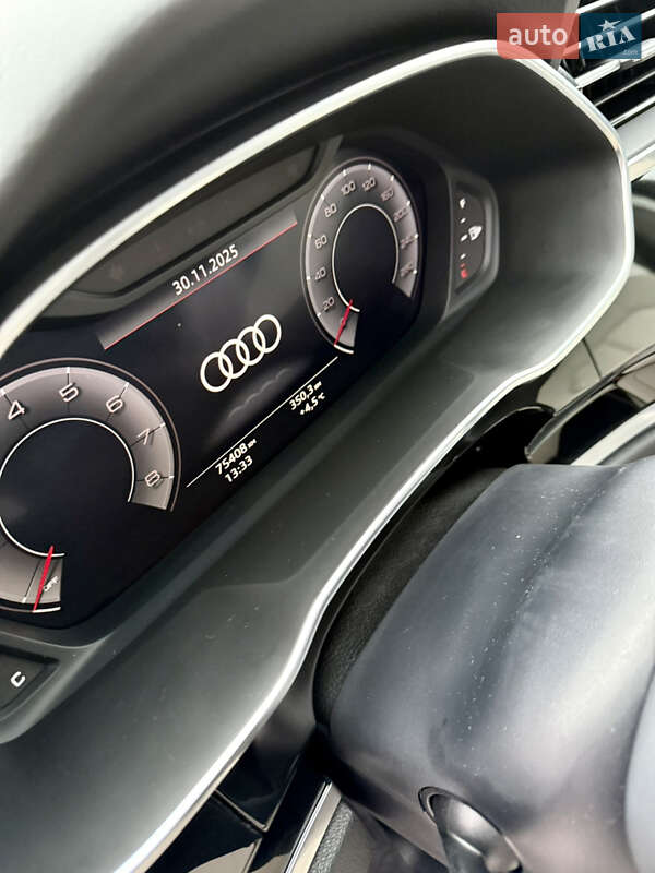 Позашляховик / Кросовер Audi Q3 2019 в Києві