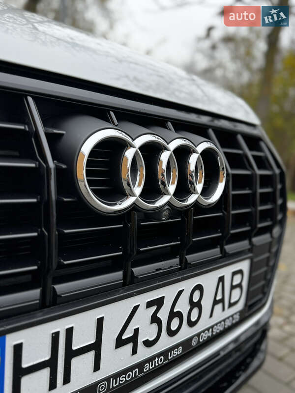 Внедорожник / Кроссовер Audi Q3 2021 в Одессе