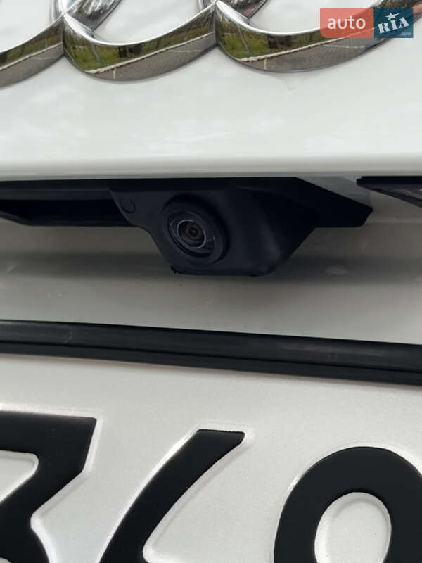 Внедорожник / Кроссовер Audi Q3 2021 в Одессе