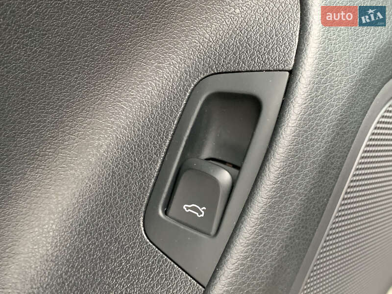 Внедорожник / Кроссовер Audi Q3 2016 в Ровно фото 27 Внедорожник / Кроссовер Audi Q3 2016 в Ровно