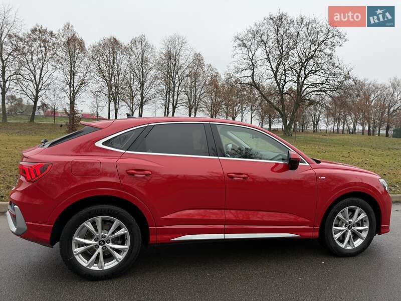 Внедорожник / Кроссовер Audi Q3 2021 в Киеве фото 25 Внедорожник / Кроссовер Audi Q3 2021 в Киеве