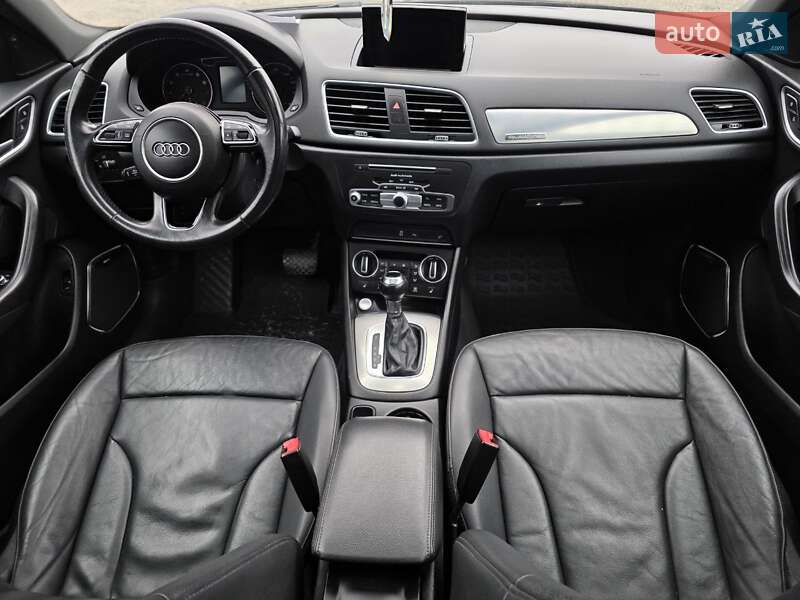 Внедорожник / Кроссовер Audi Q3 2017 в Тернополе