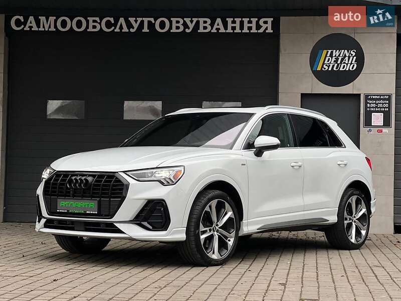 Внедорожник / Кроссовер Audi Q3 2019 в Одессе