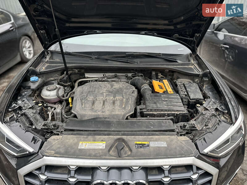 Внедорожник / Кроссовер Audi Q3 2020 в Тернополе